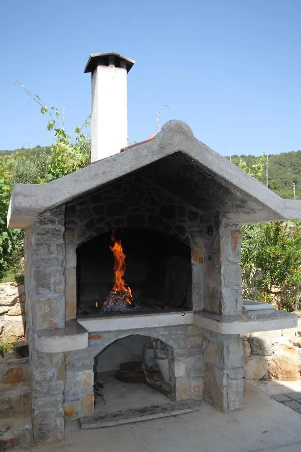 Apartments And Rooms By The Sea Cove Soline, Dugi Otok - 448 Veli Rat 3*,  Croatia