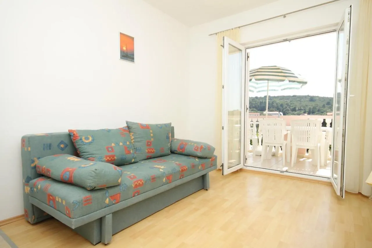 *** Guest house Apartments And Rooms By The Sea Cove Soline, Dugi Otok - 448 Veli Rat Croatia