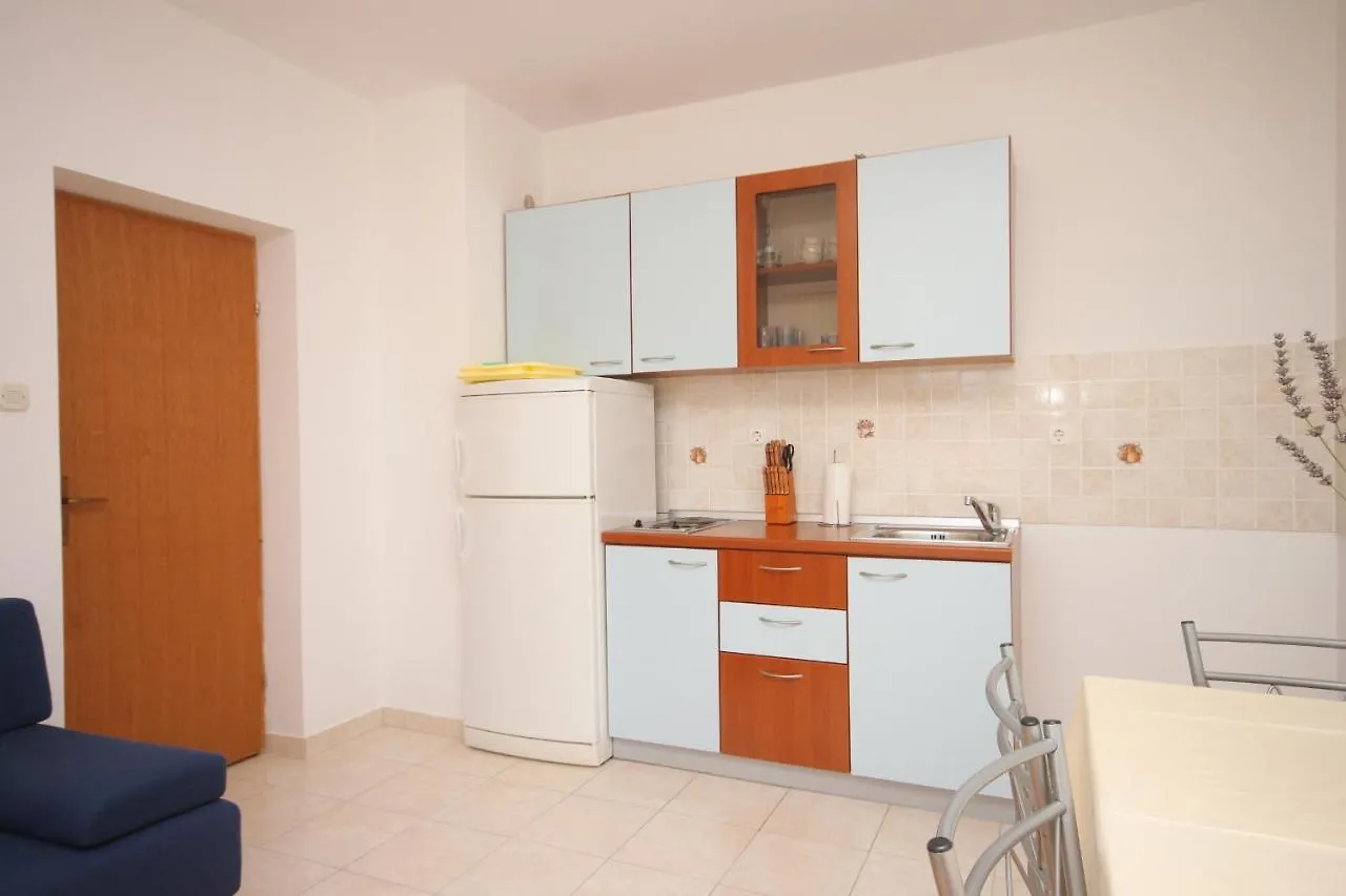 Guest house Apartments And Rooms By The Sea Cove Soline, Dugi Otok - 448 Veli Rat