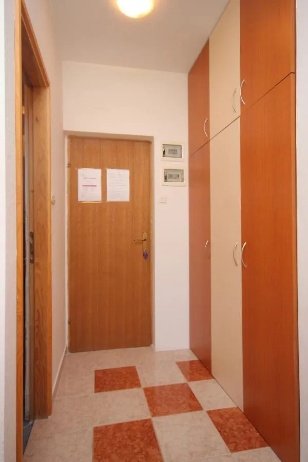 *** Guest house Apartments And Rooms By The Sea Cove Soline, Dugi Otok - 448 Veli Rat Croatia