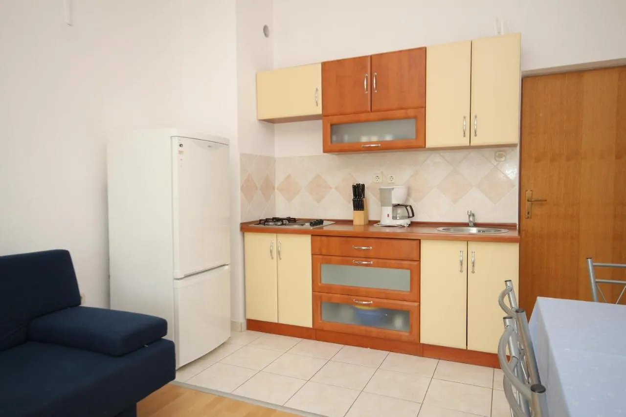 *** Guest house Apartments And Rooms By The Sea Cove Soline, Dugi Otok - 448 Veli Rat Croatia